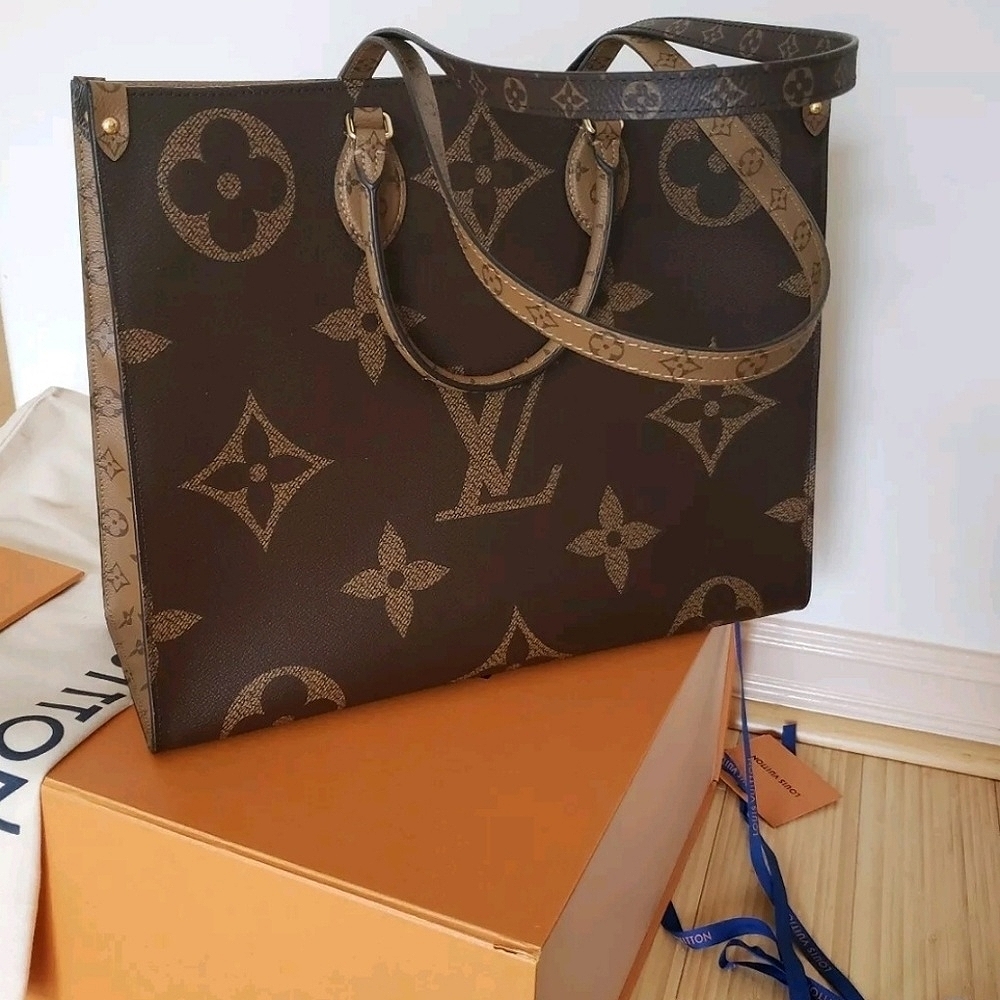 Monogram Giant OnTheGo GM Tote Reverse Canvas Brown Torron Handles Italy - Picture 1 of 17